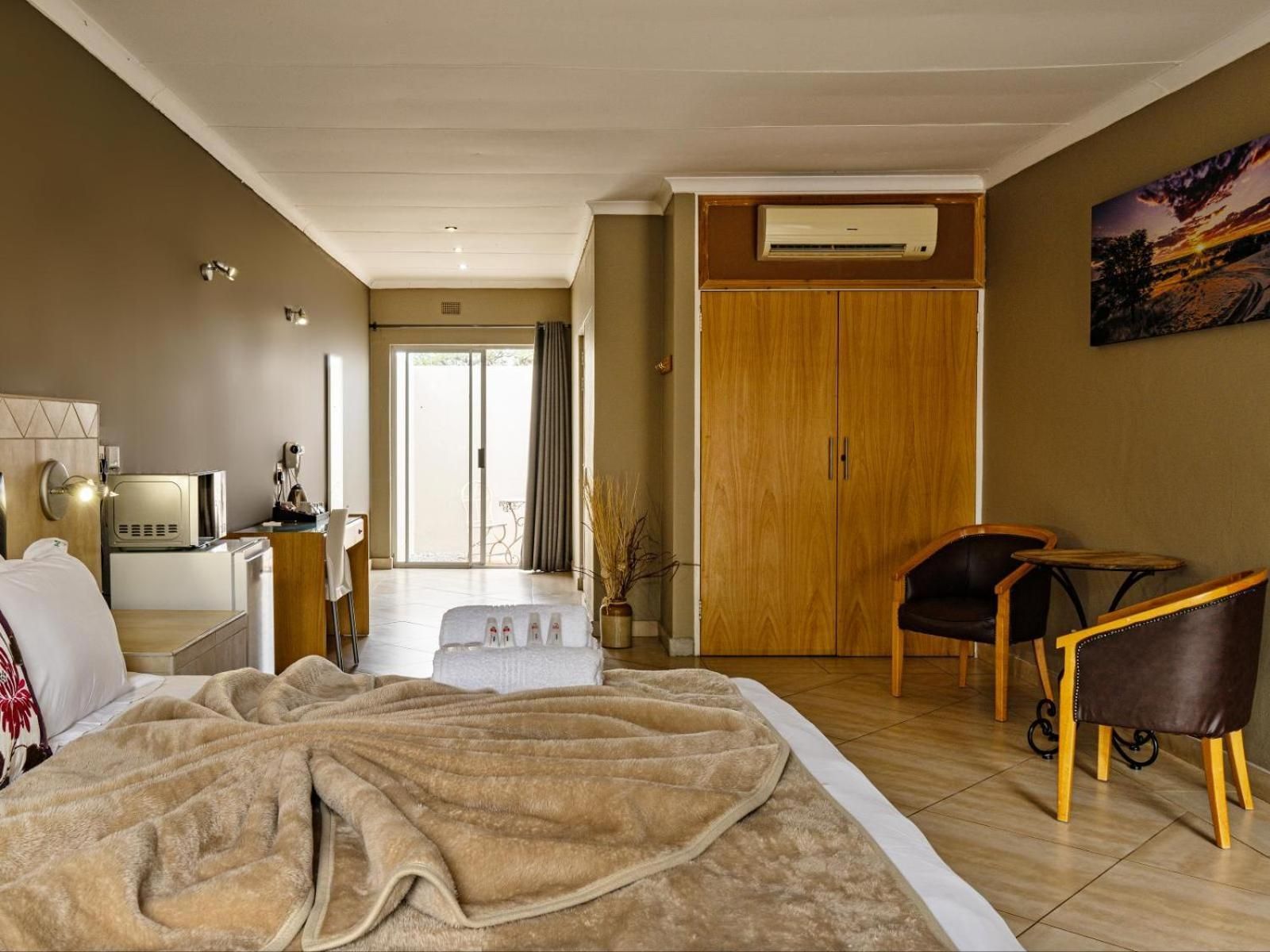 Executive King Room