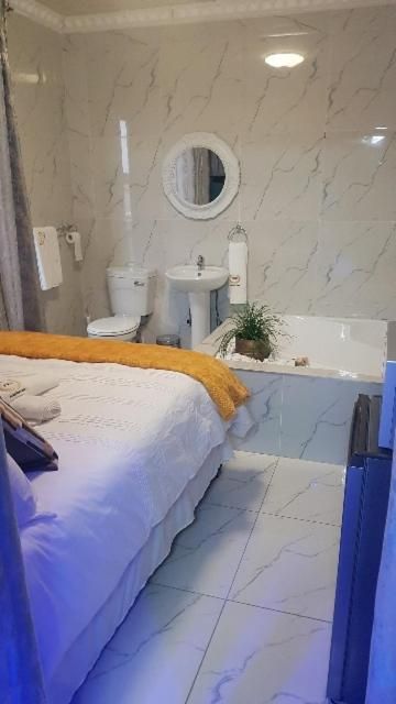Double Room with Spa Bath