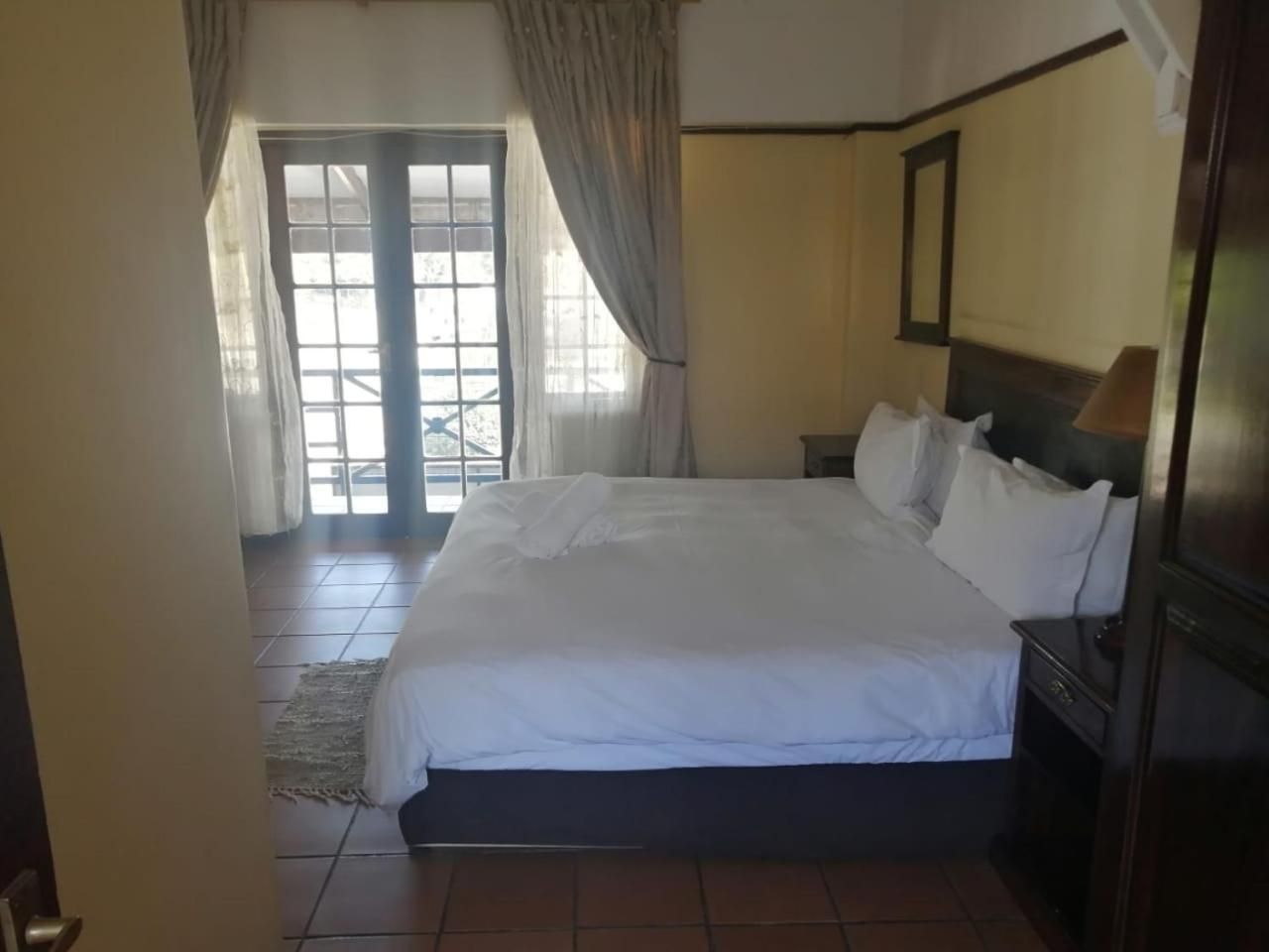 Double or Twin Room with Terrace