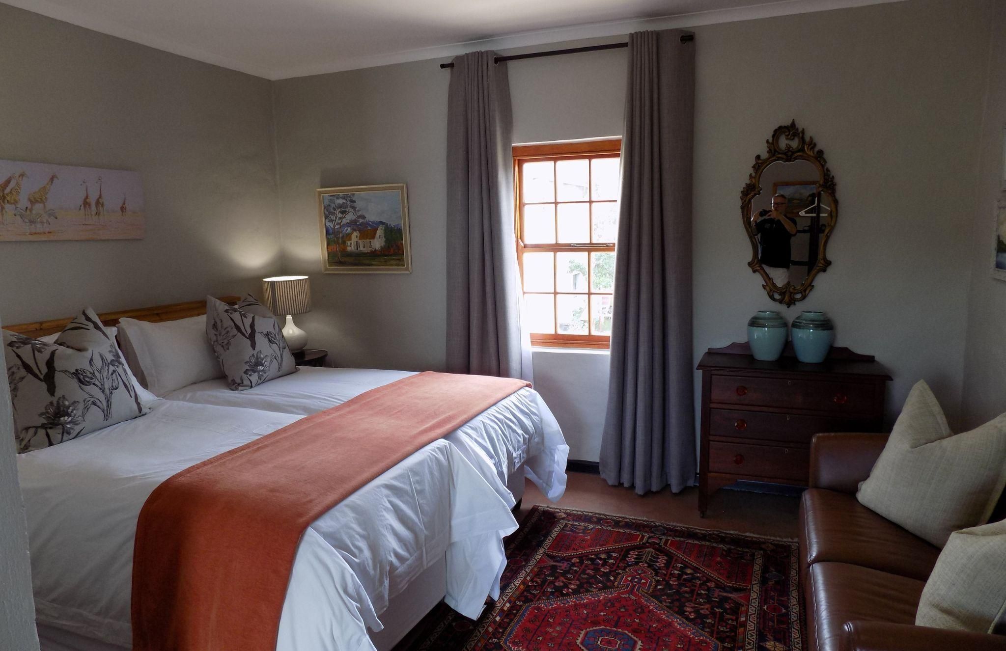 Barrydale Karoo Lodge Twin Room with Private Bathroom