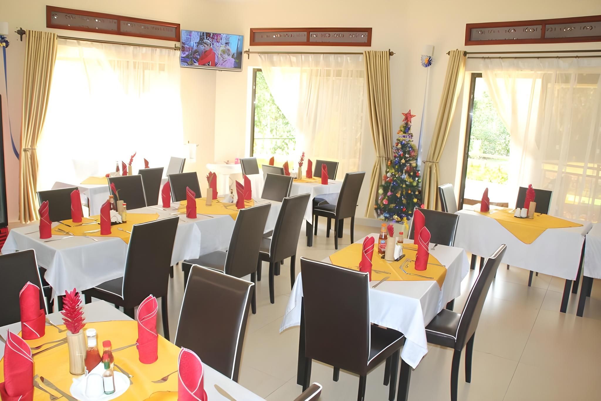 restaurant (private room)