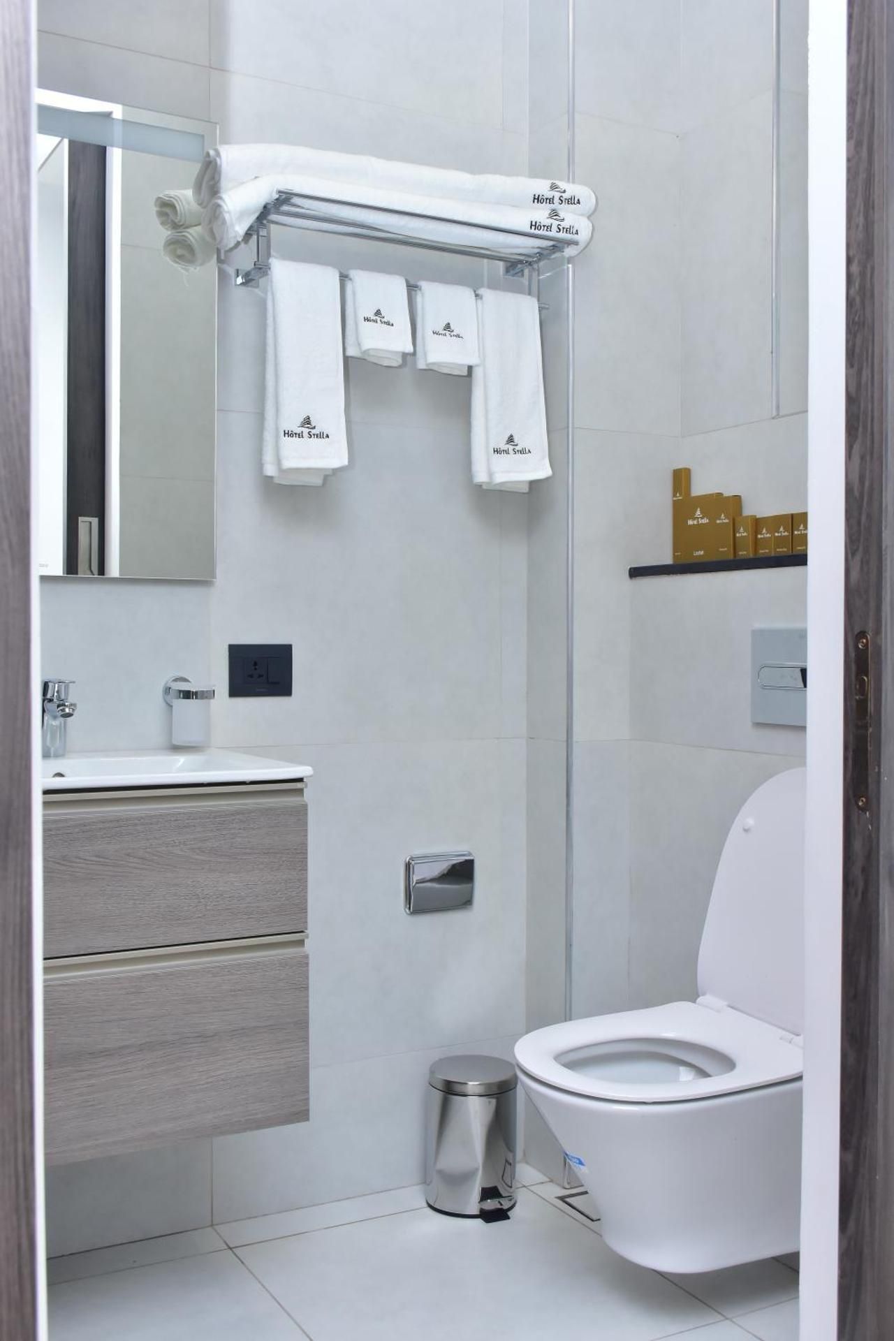 Hotel Stella Standard Room 3