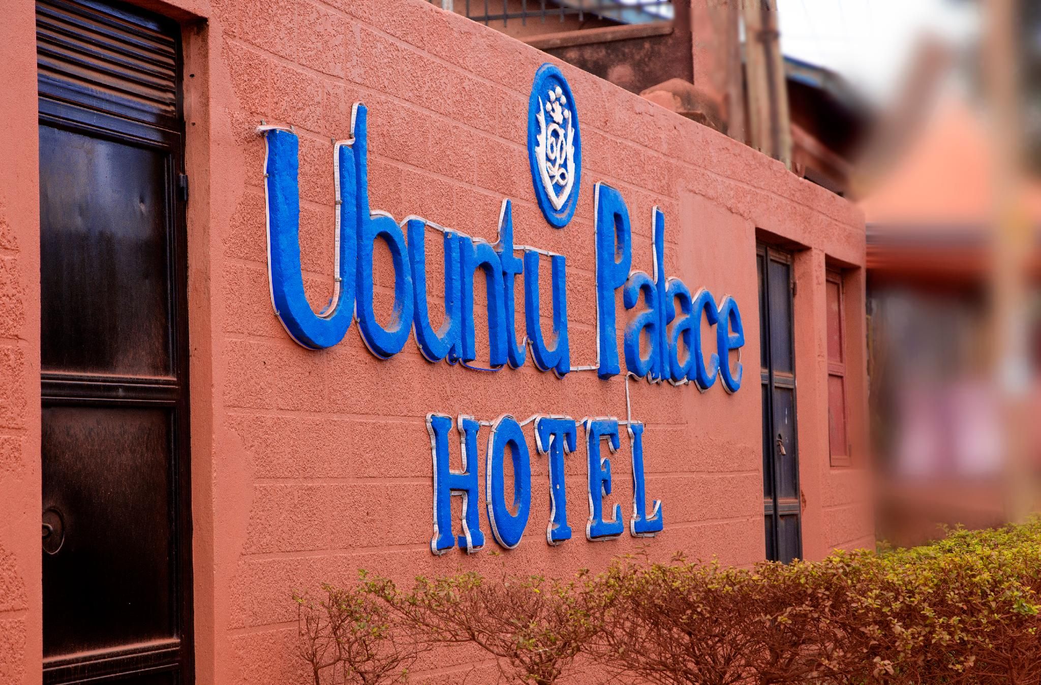 Ubuntu Palace Hotel