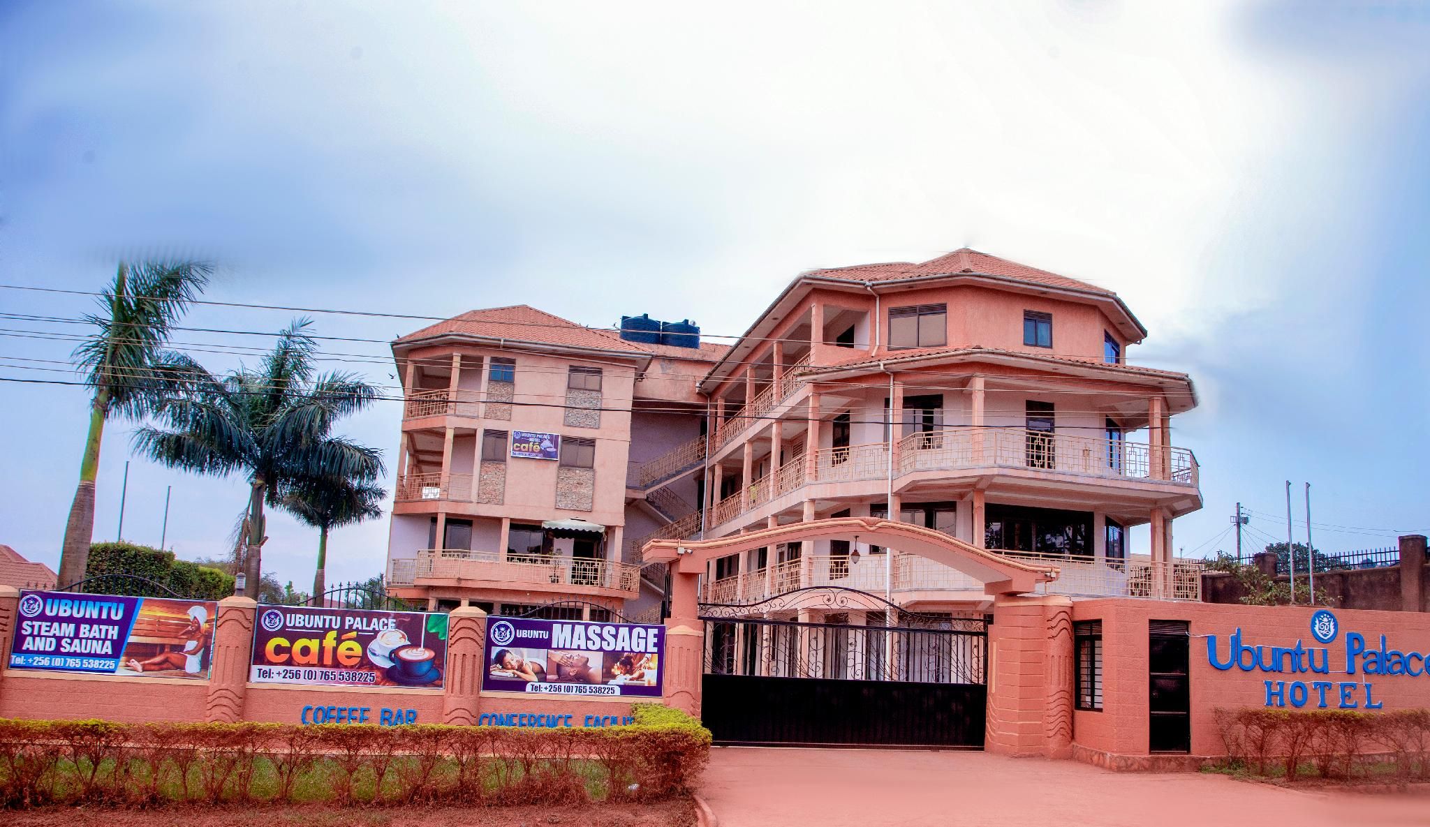 Ubuntu Palace Hotel