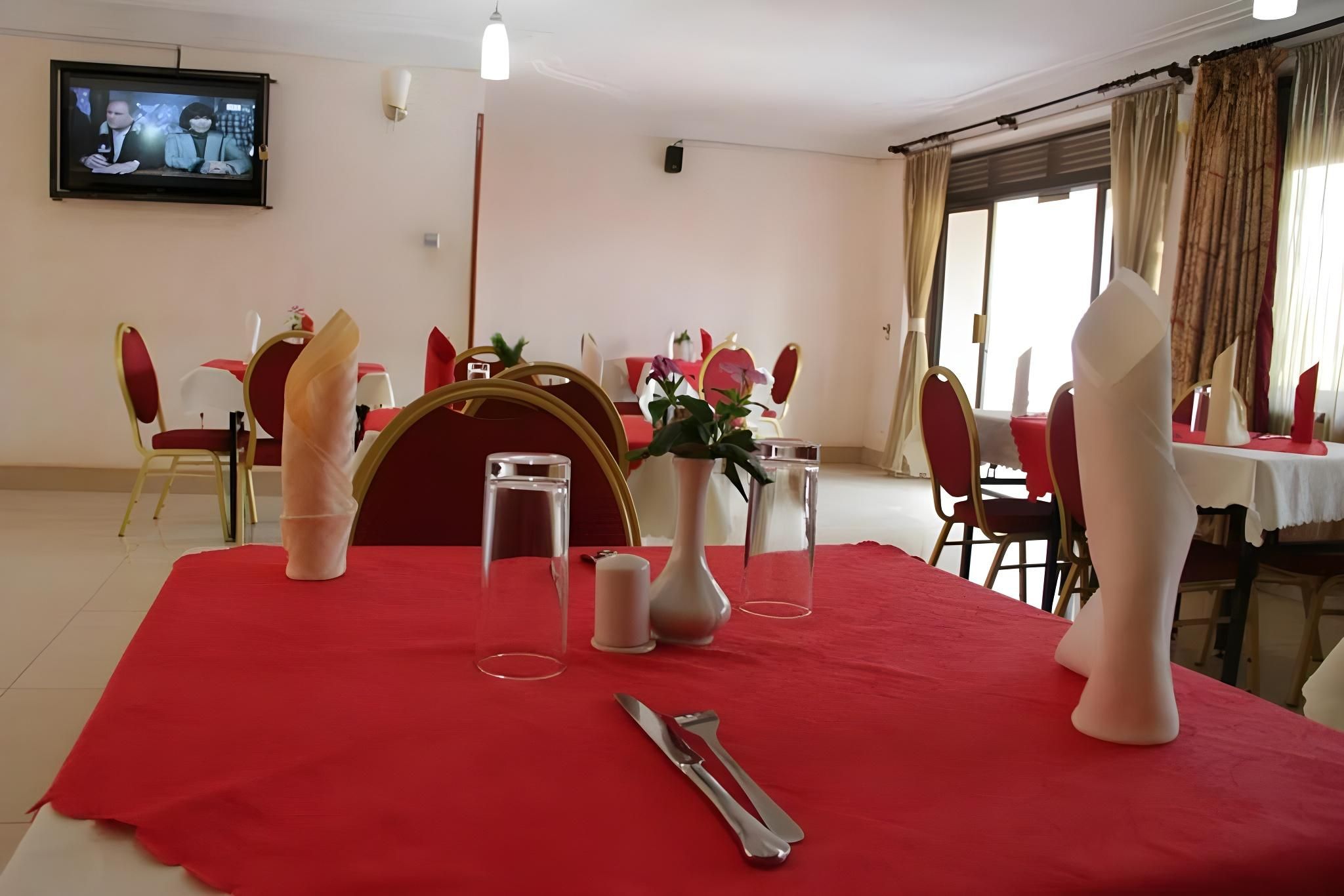 restaurant (private room)