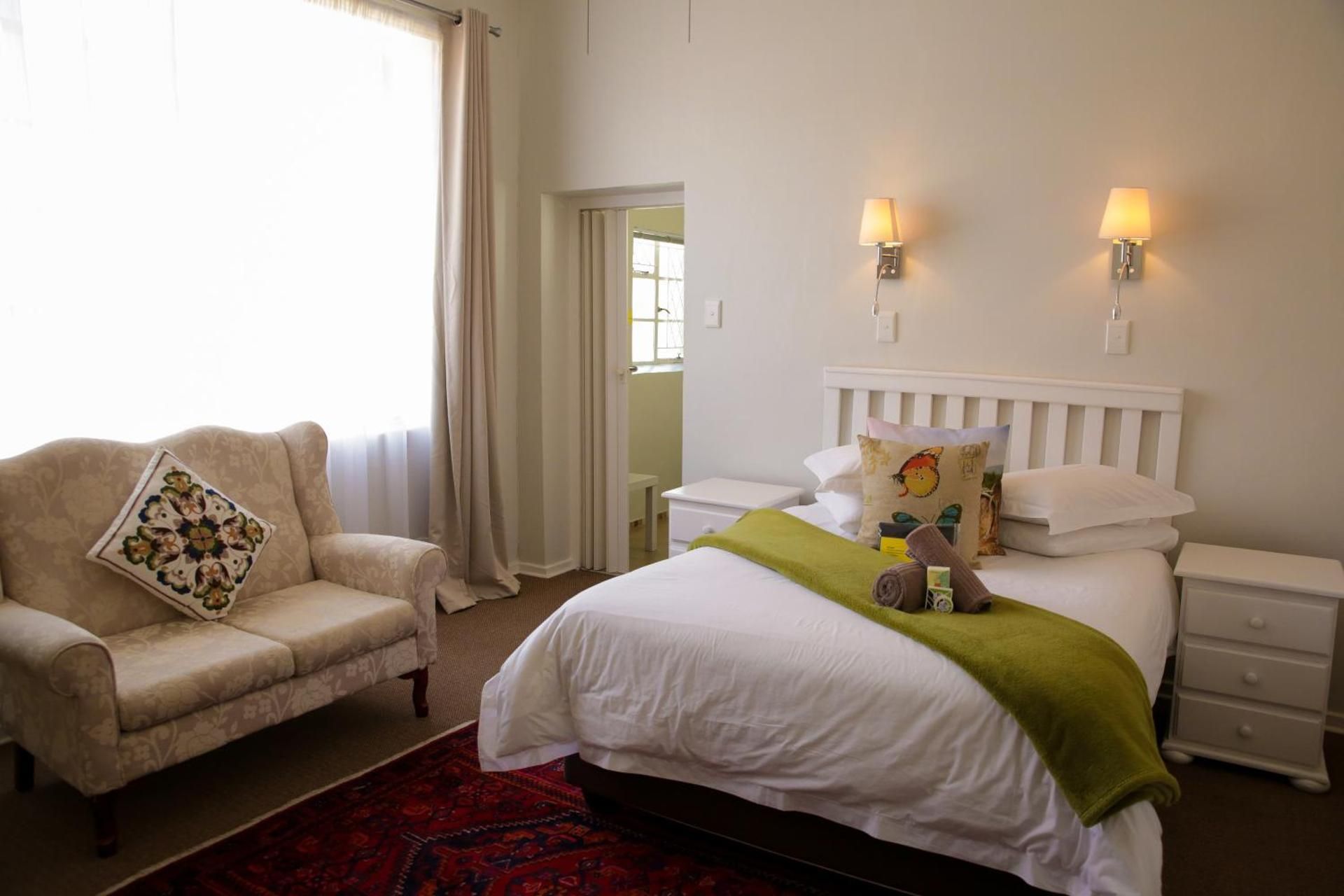 Double or Twin Room with Private Bathroom