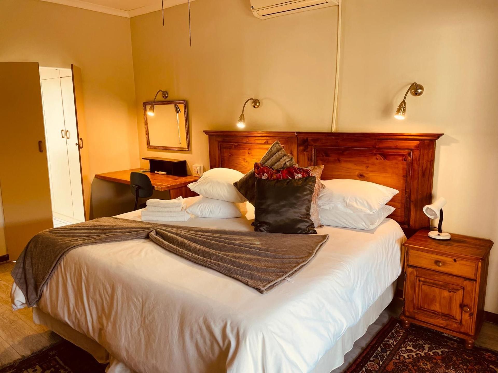 Double or Twin Room with Shower