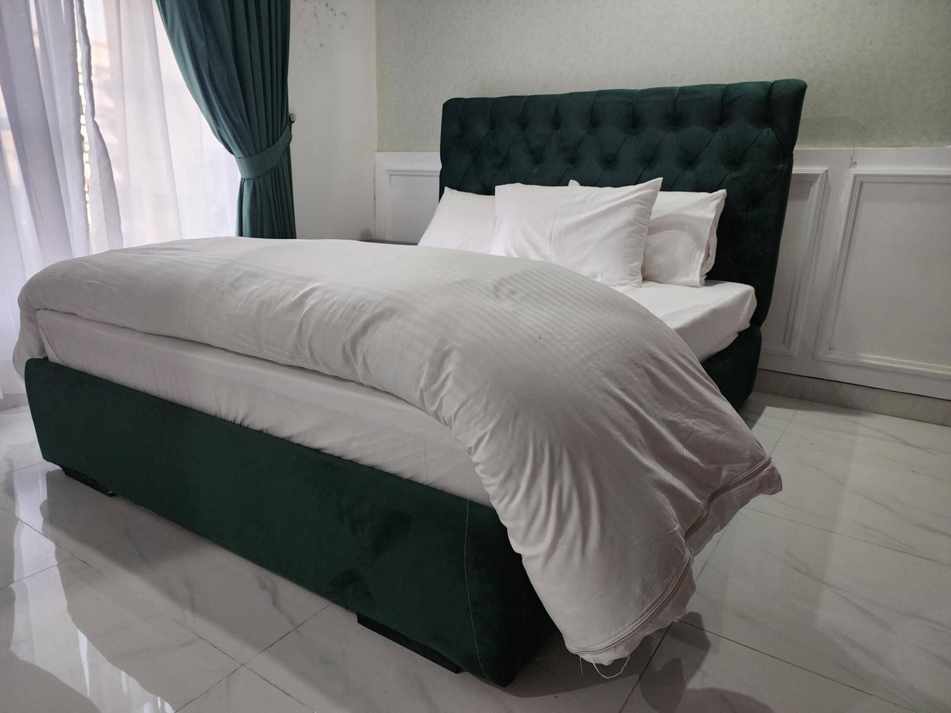 Suite Apartment