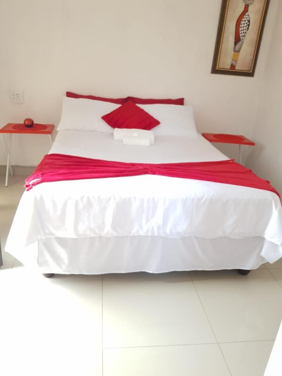 ONNIE GUESTHOUSE Family Room with Shower