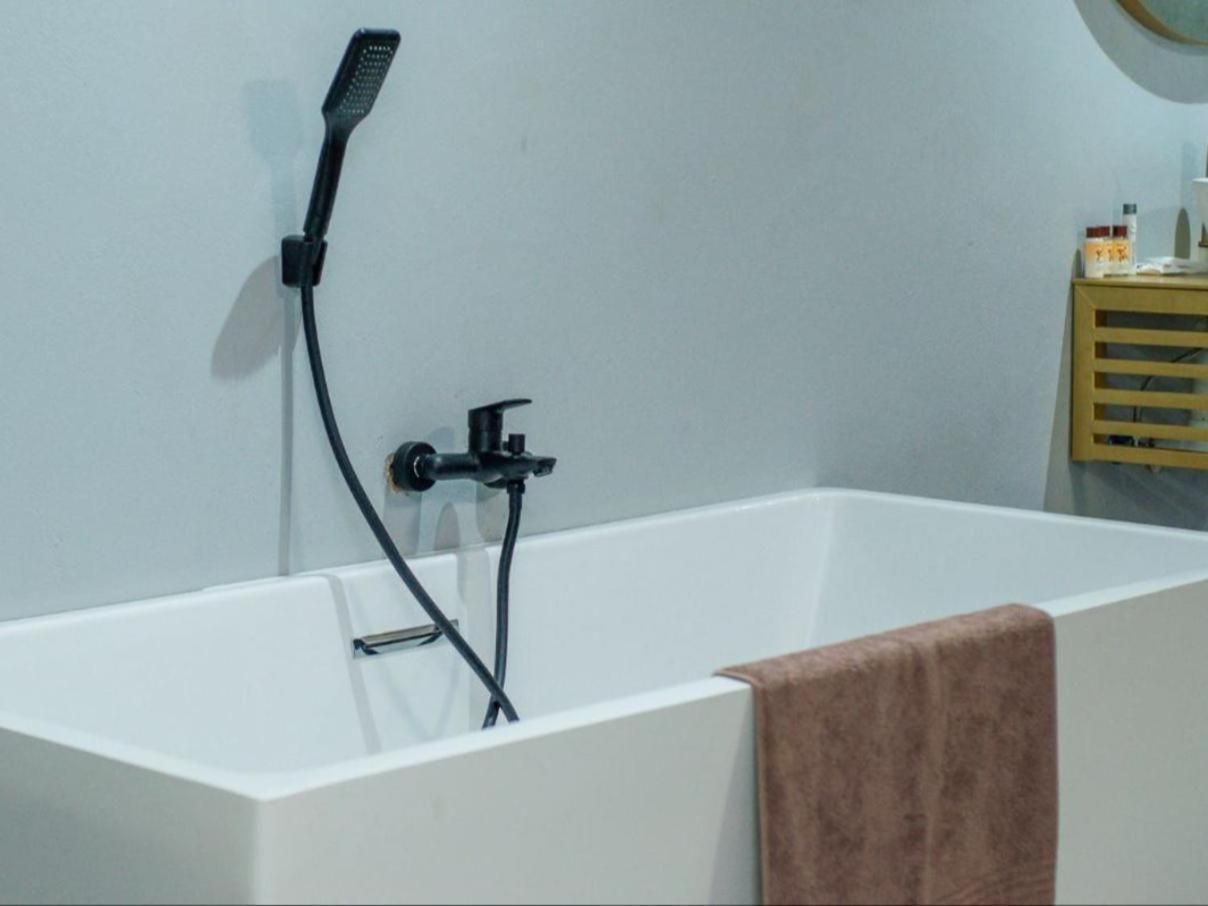 The Lux Hotel and Resorts Premium King Room 2