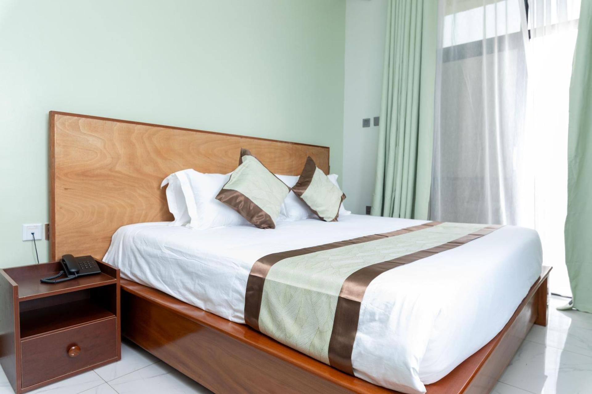 Ngabu Hotel Deluxe Double Room with Balcony