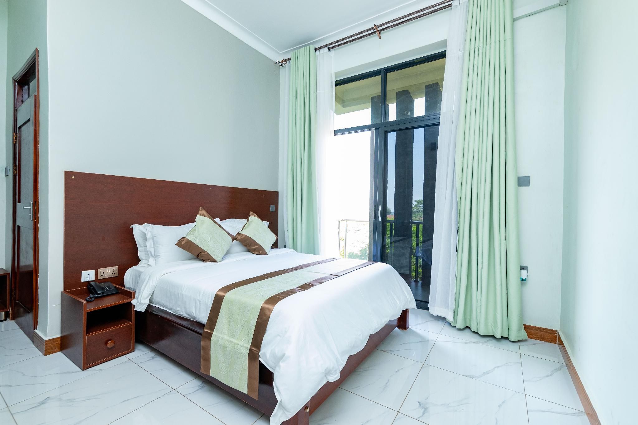Ngabu Hotel Executive Double Room 3