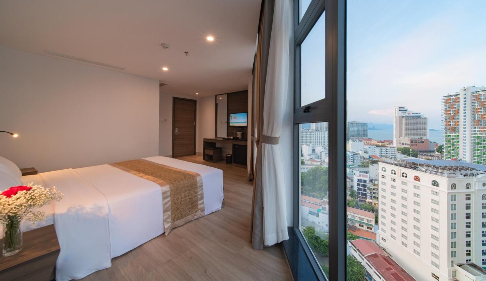 Suite with City View