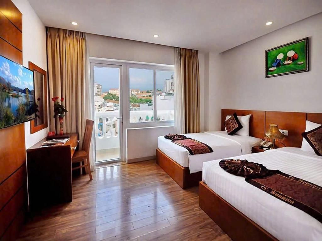 Deluxe Twin with Balcony - Room Only