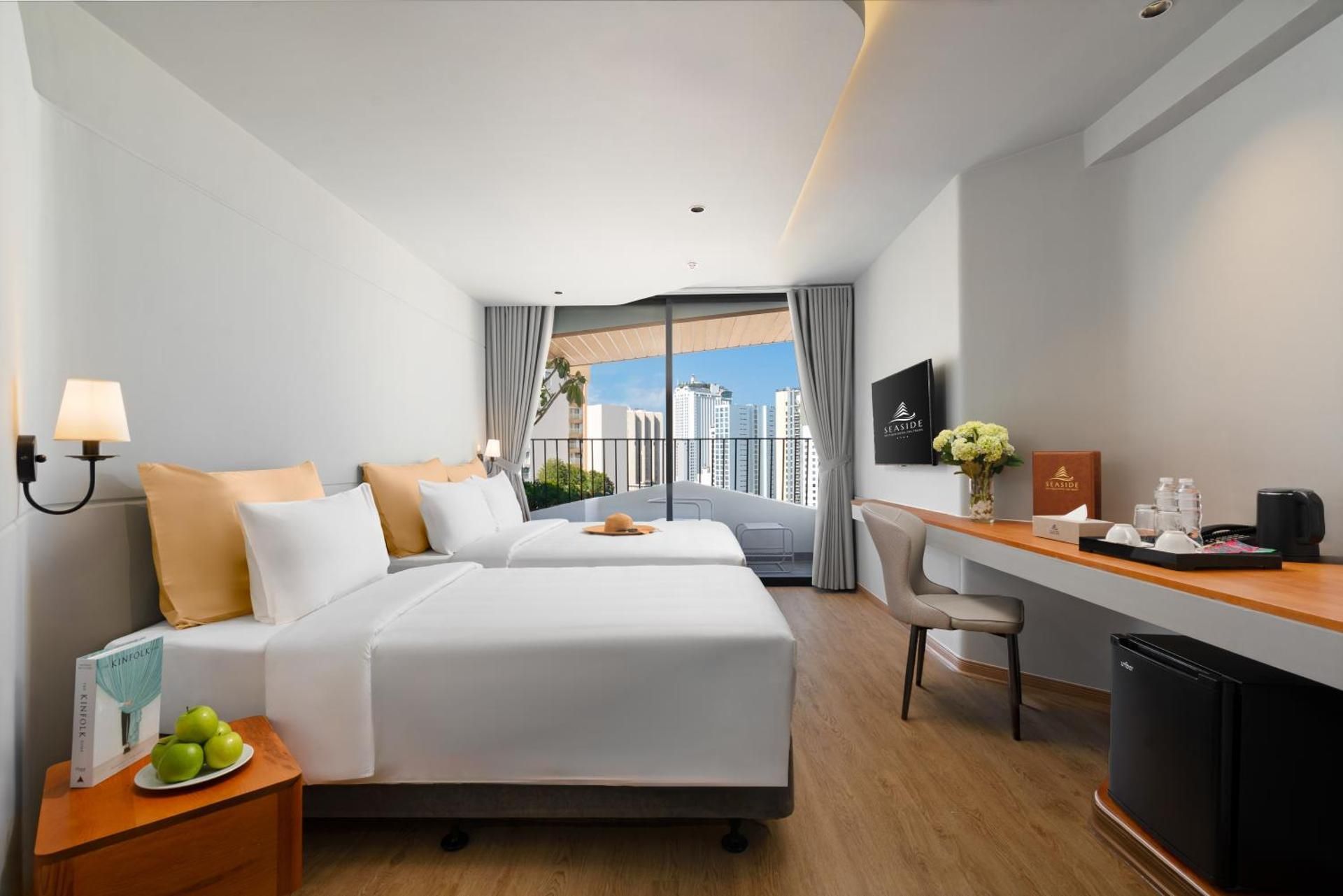 Premier Family with Balcony Sea View