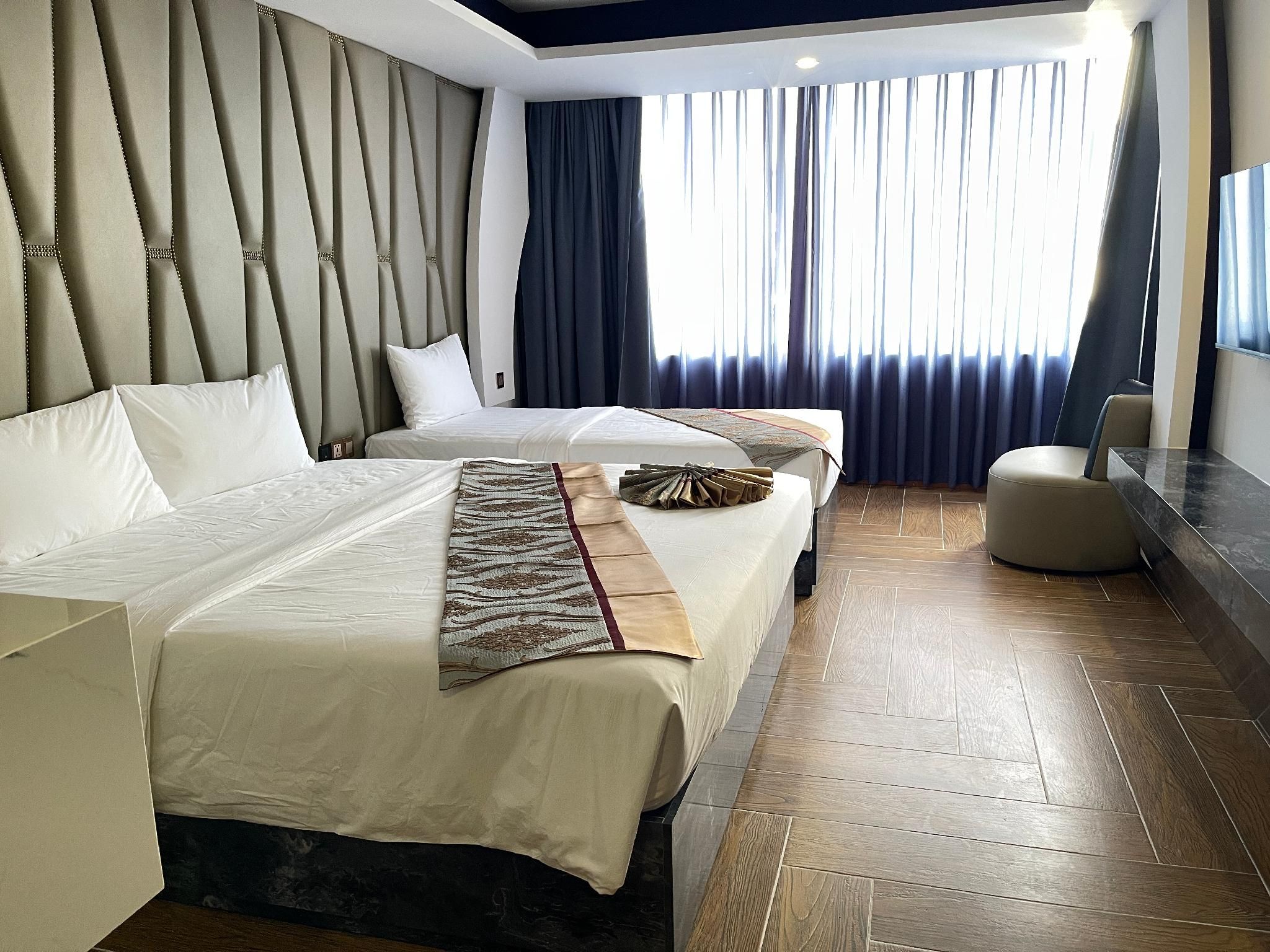 Apartment with 2 Beds and Kitchenette