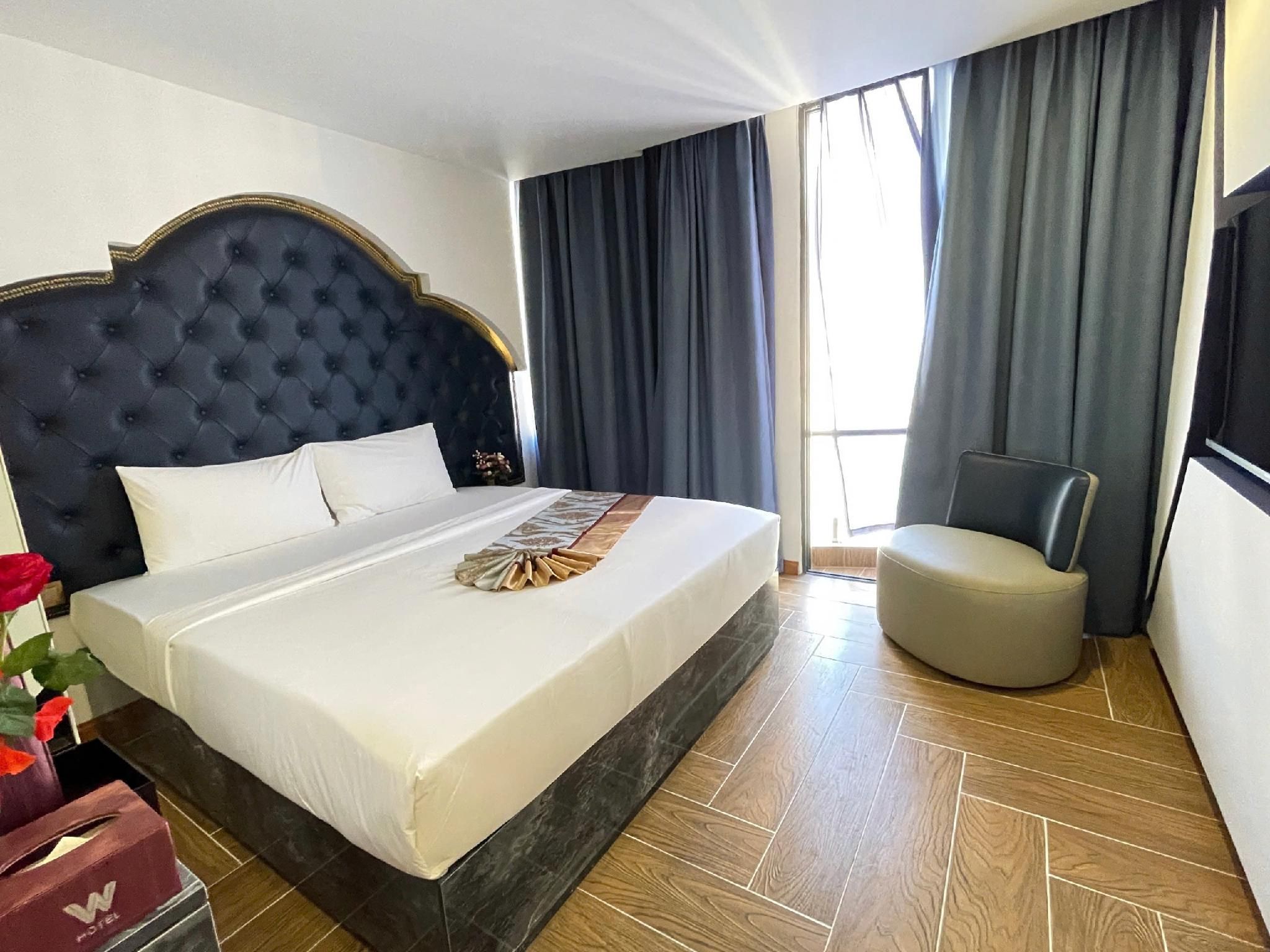 Junior Room