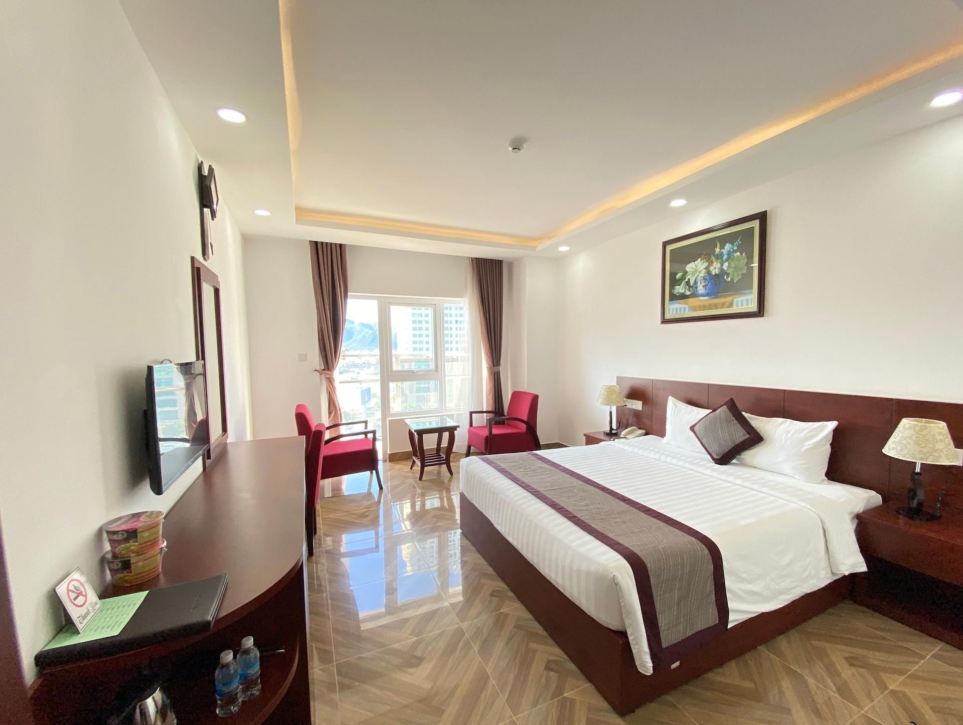Deluxe River View Double Room