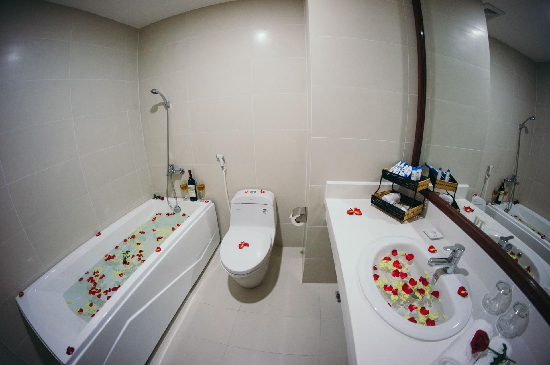 Deluxe Sea View Twin Room