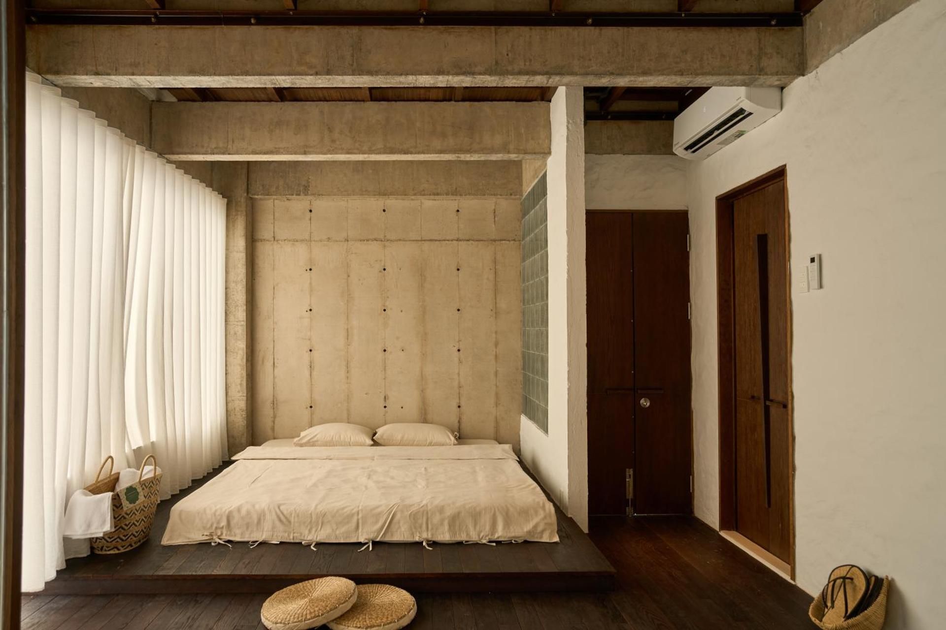The Myst Suite with Balcony
