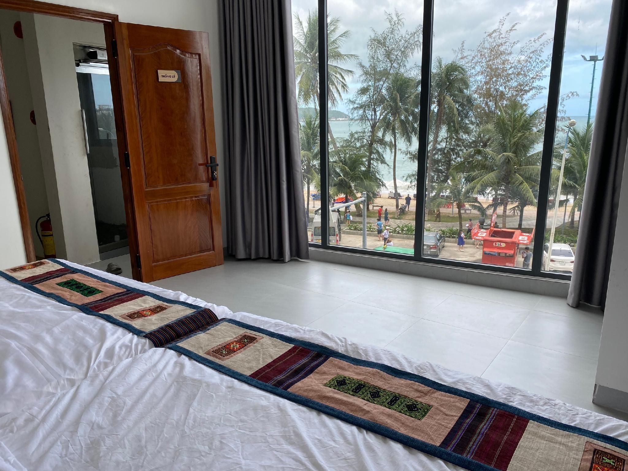 Two Bedroom Premier Ocean View Suite