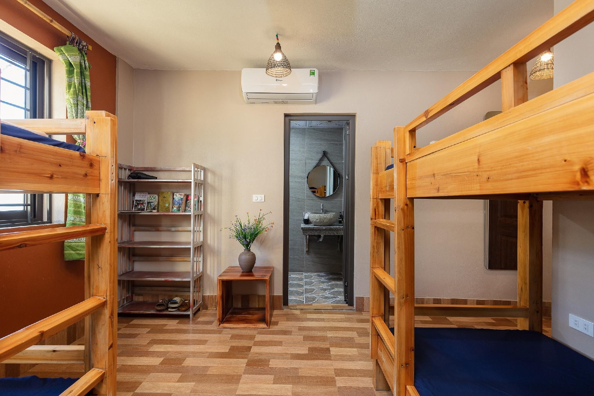 Dormitory Room - Mixed