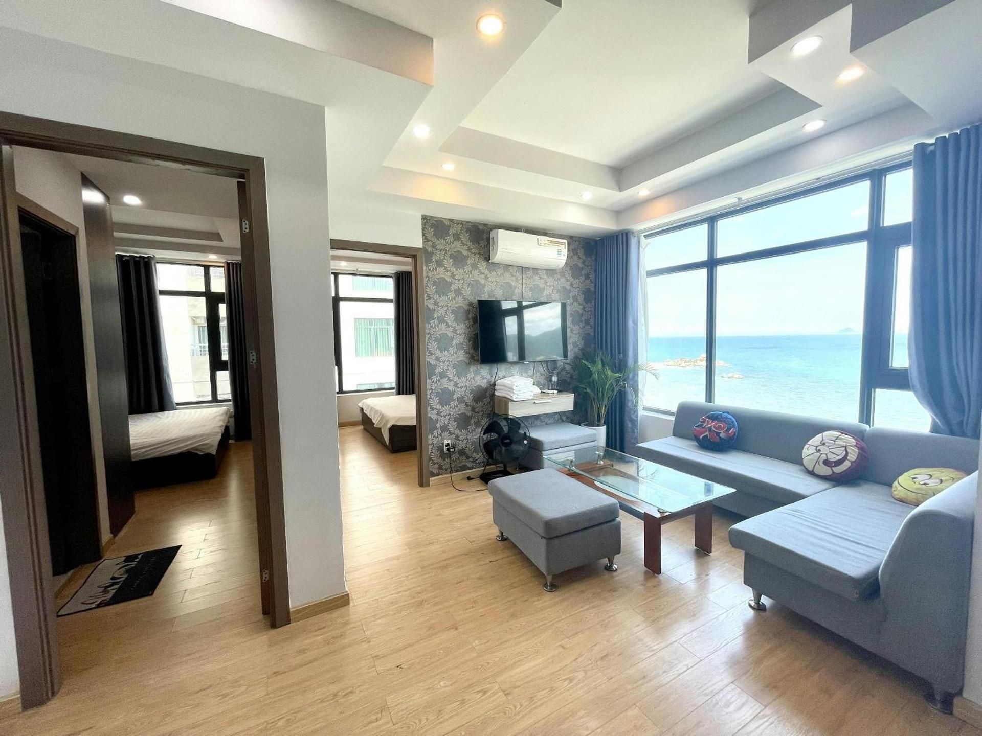 Two-Bedroom Ocean View Apartment