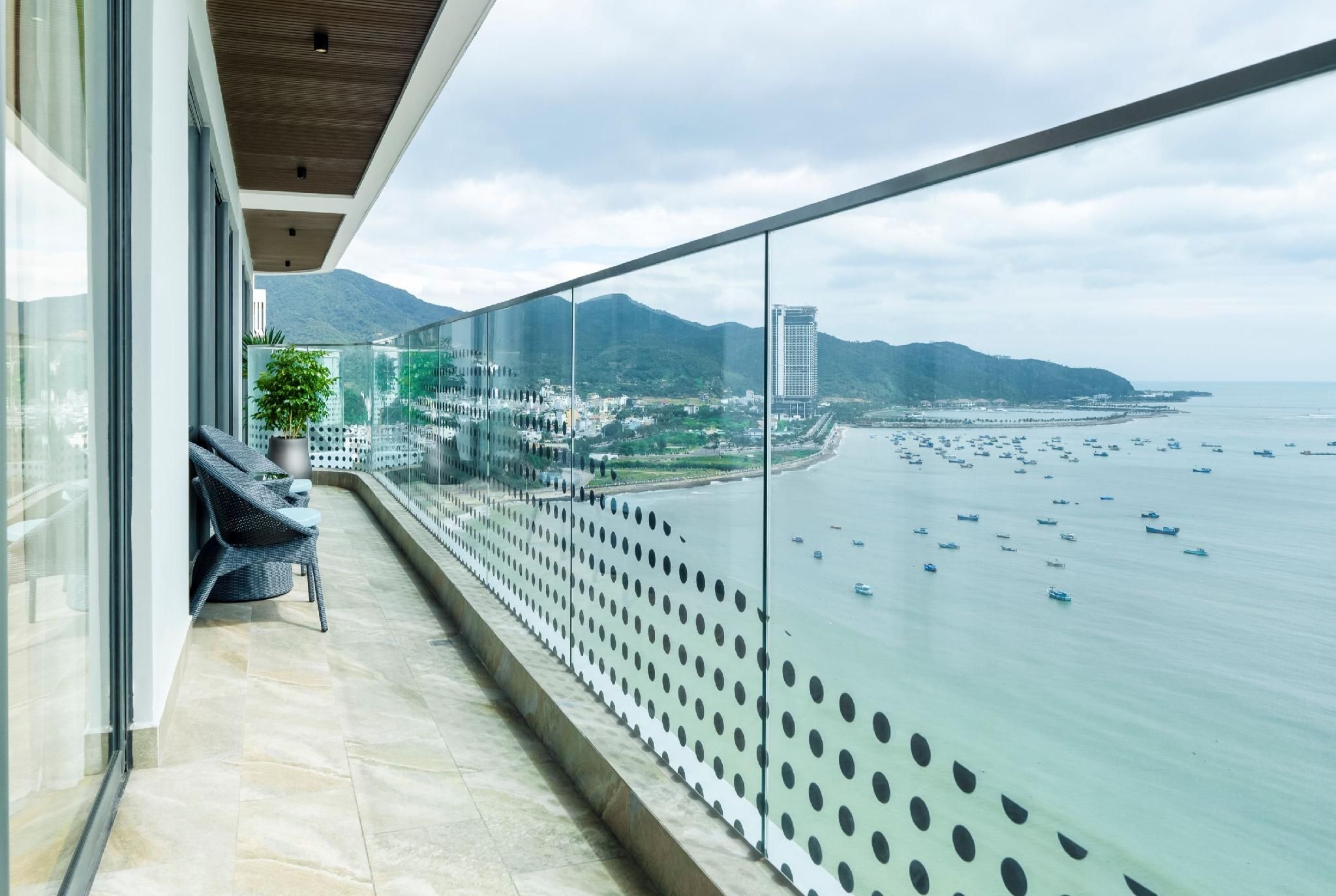 Premier Executive Suite
