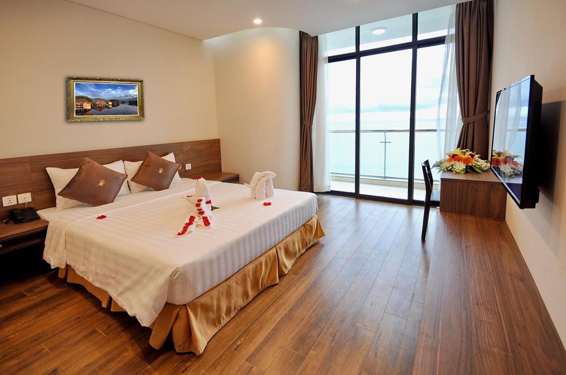 Deluxe Sea View With Balcony