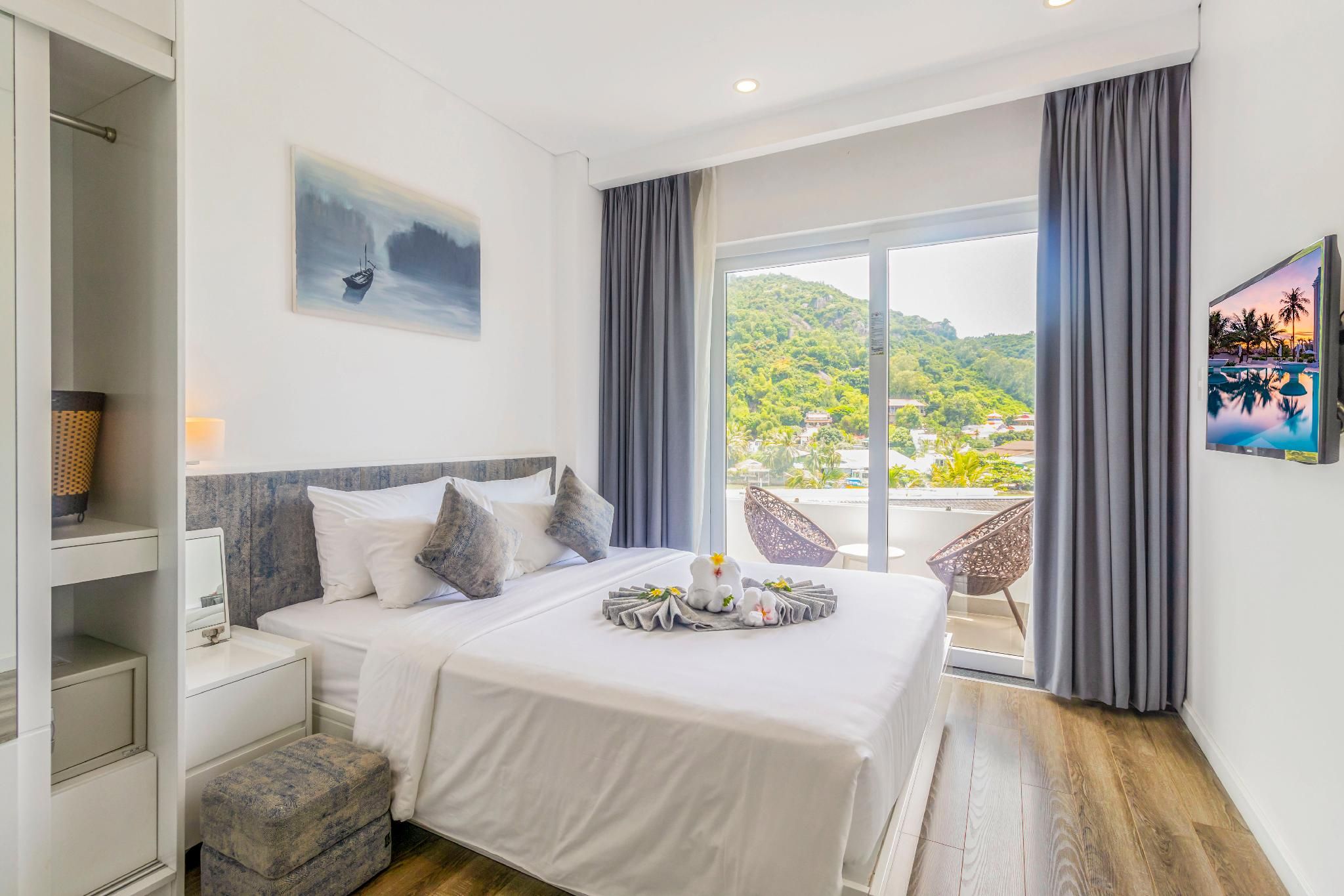 Kubera Grand Suite