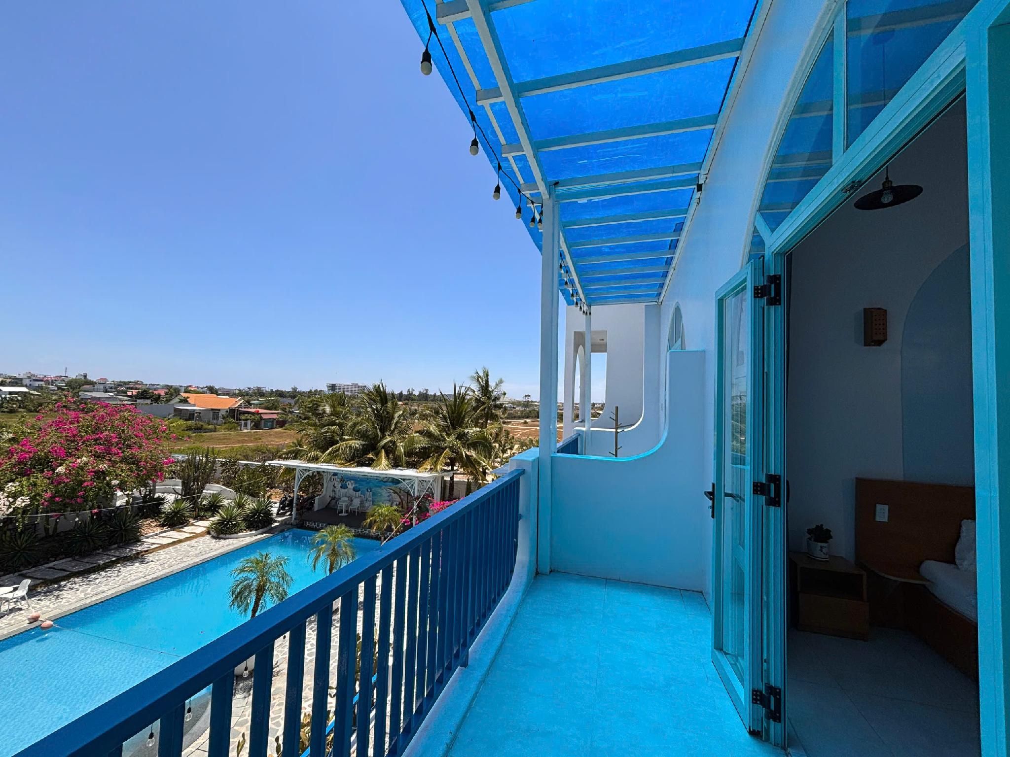 Family Apartment with Garden View