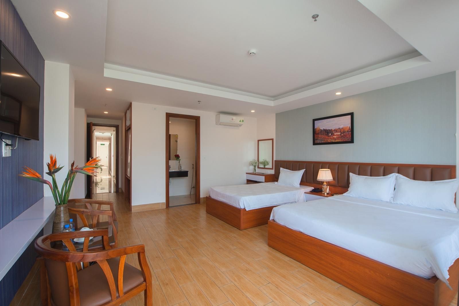 Mountain View Triple Room