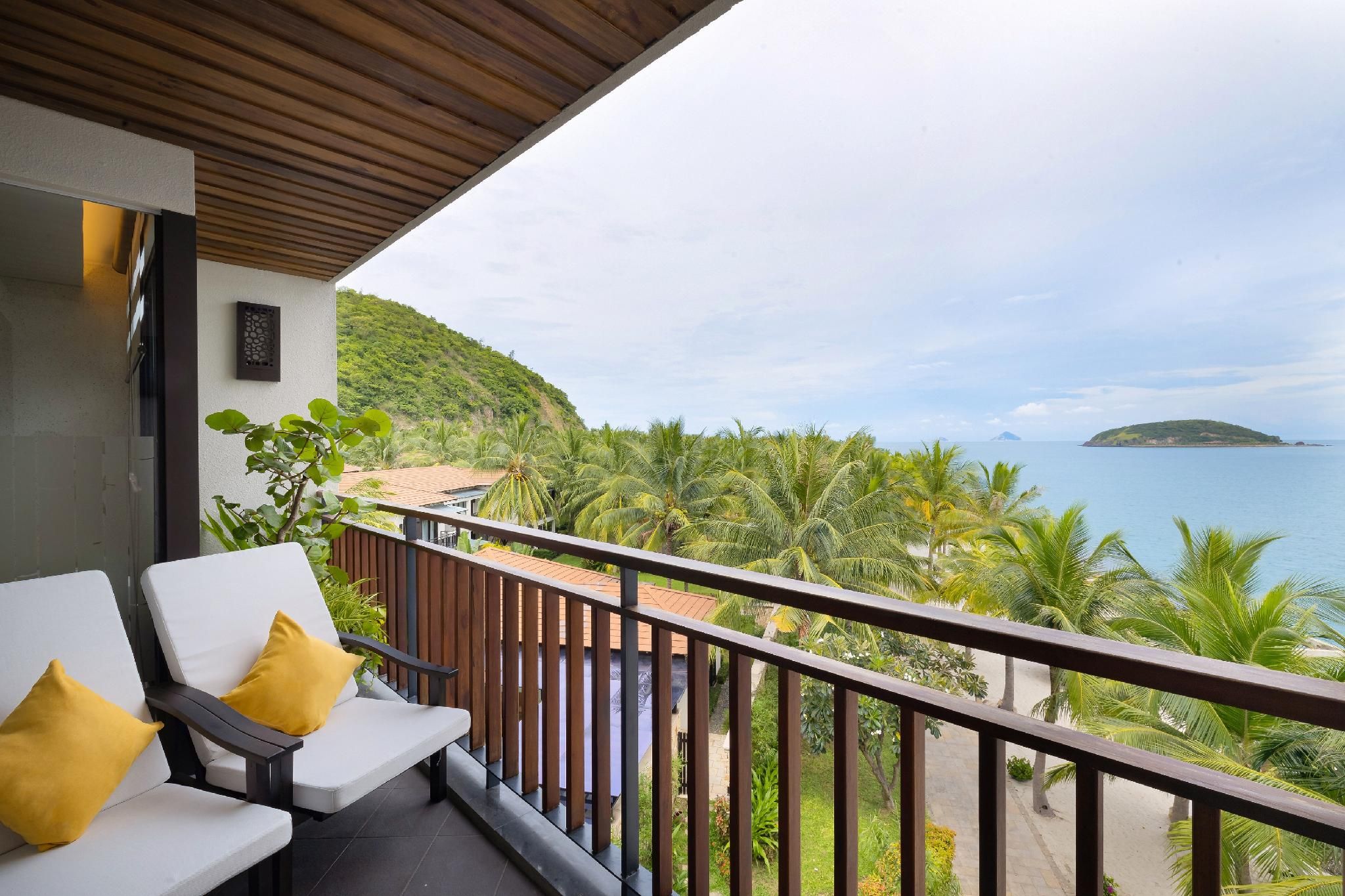 Deluxe King Room Ocean View With Children Themed Room