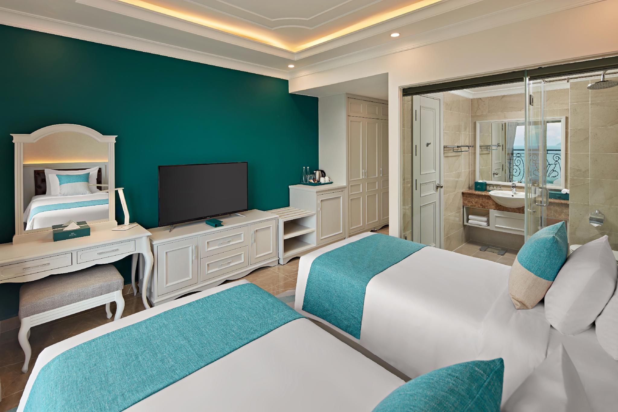 Privilege Room, Sea View - 2 Single Beds