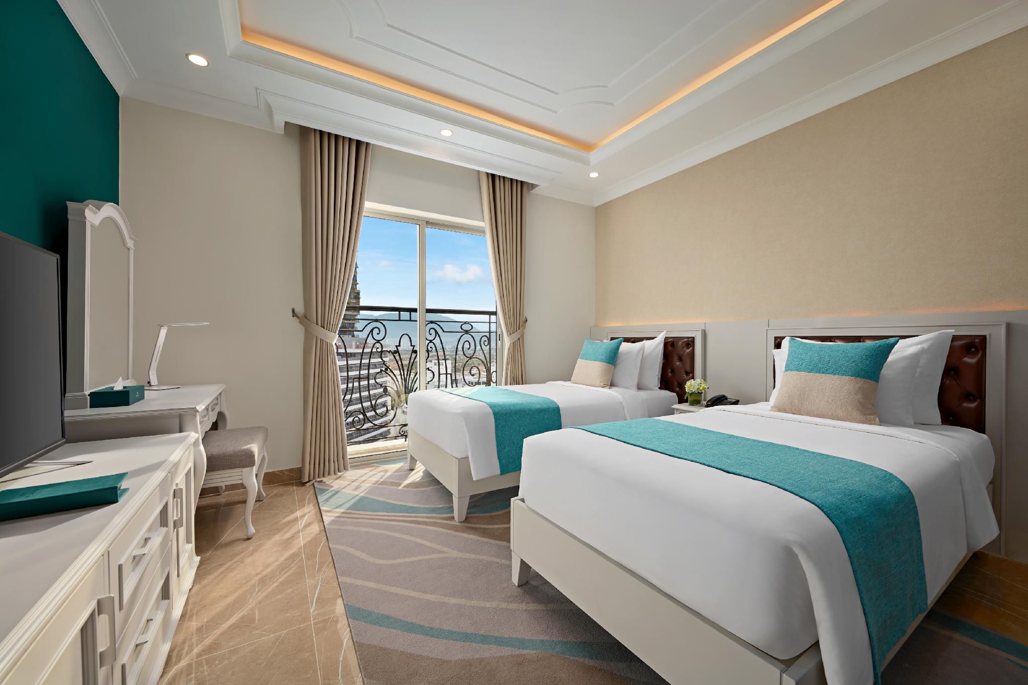 Classic Superior Room, Ideal For Family - 1 Double Bed & 2 Single Beds