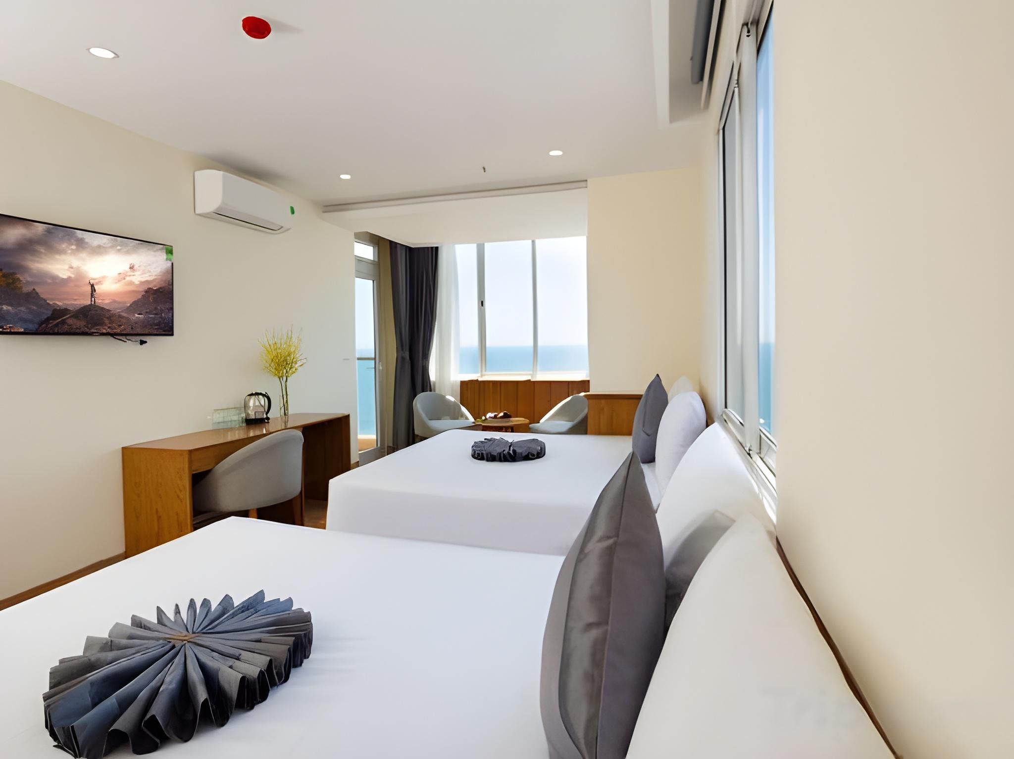 Deluxe Sea View Room