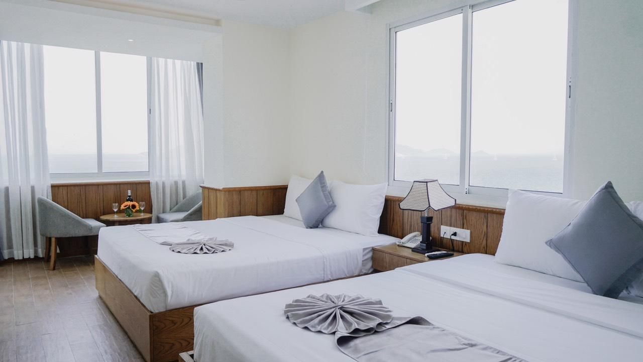 Deluxe Sea View Room