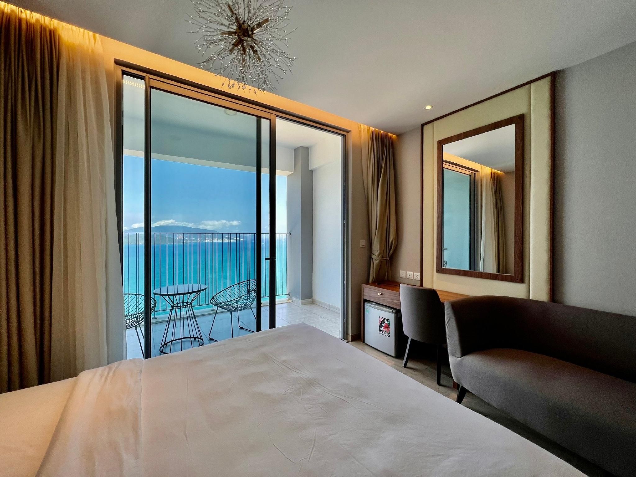 Deluxe Family Sea View