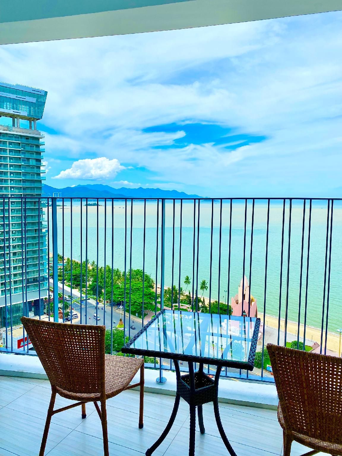 Family Sea View