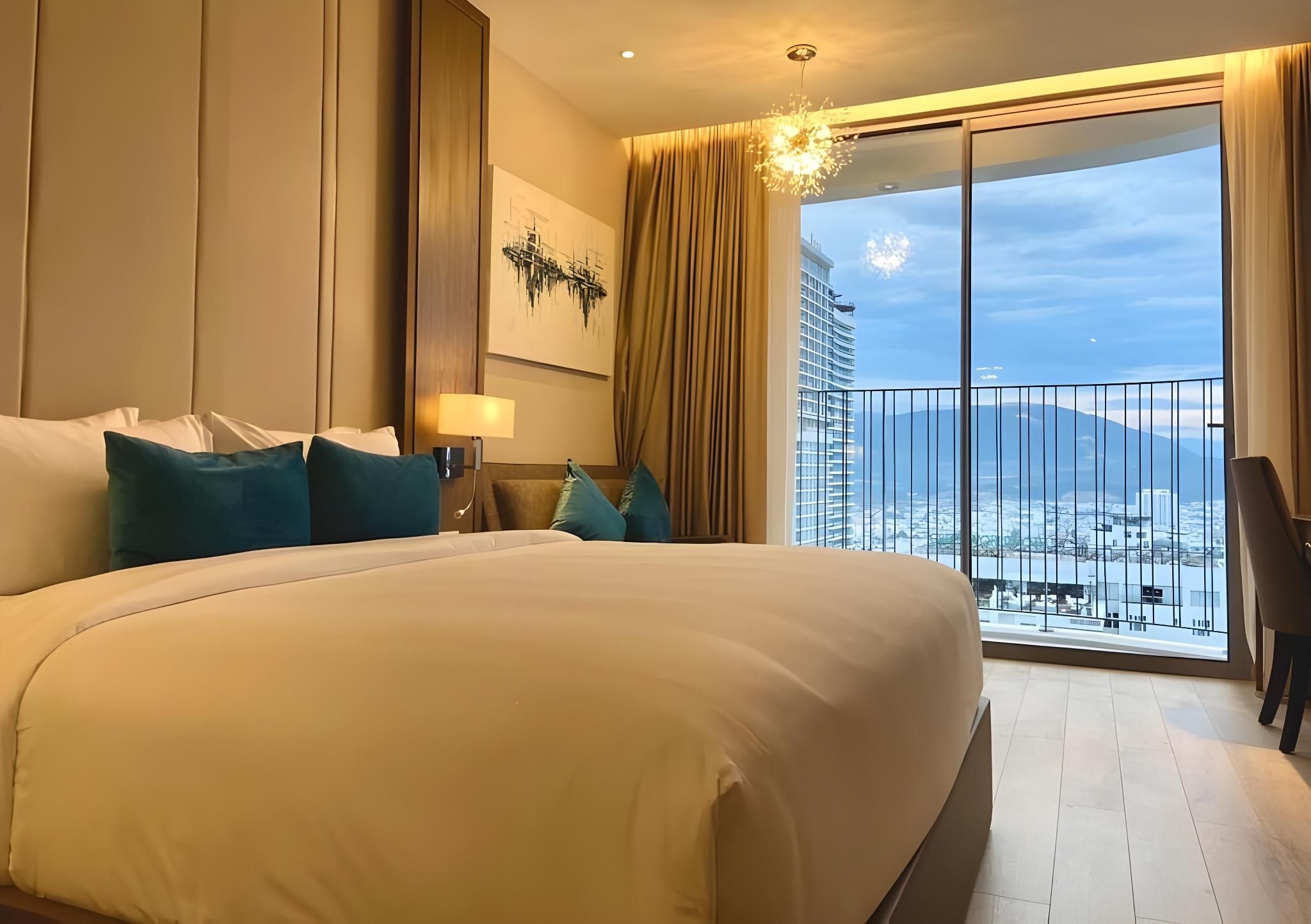 Adjacent Rooms (Two Rooms: Double bed for each room)