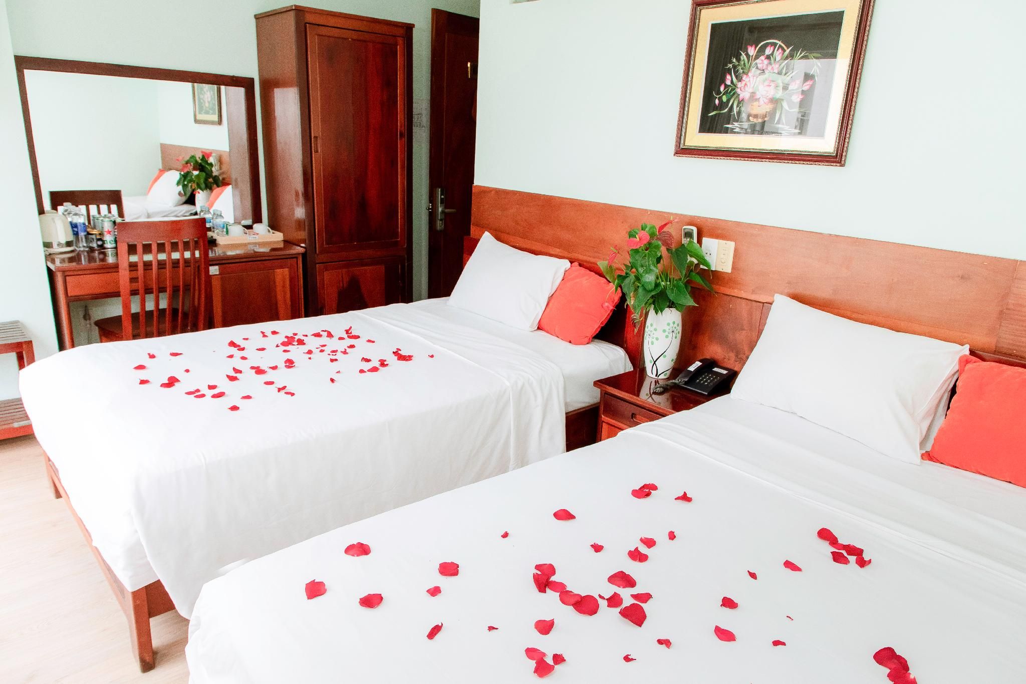 Deluxe Double or Twin Garden View