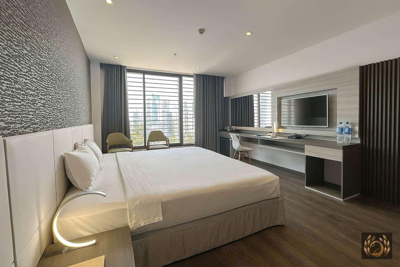Deluxe Room with Private Balcony