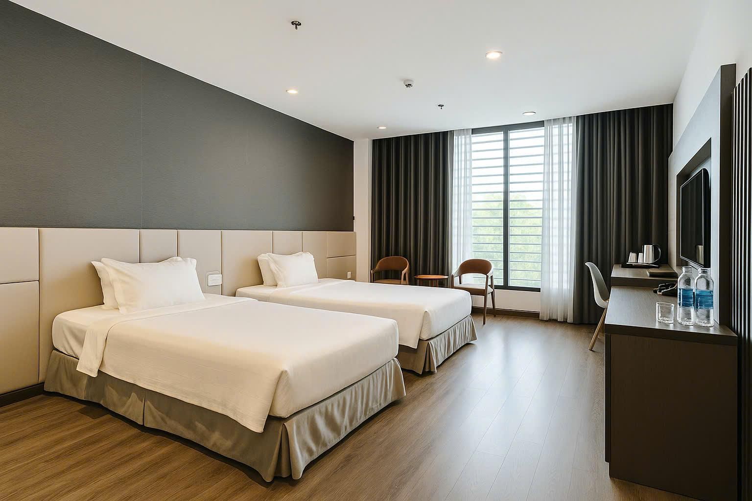 Deluxe Triple With Balcony