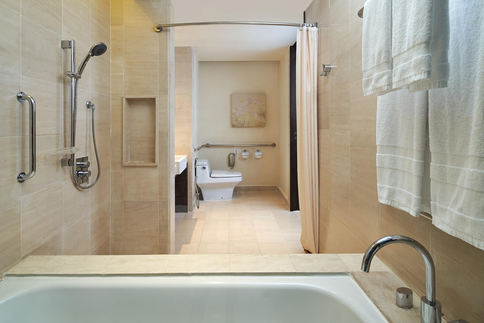 Guest room, King or Twin, Balcony