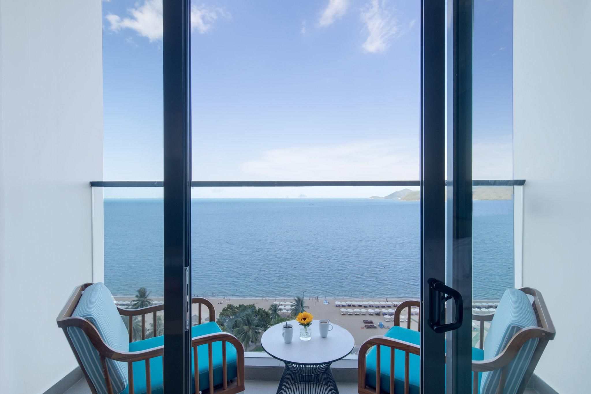 1-Bedroom Ocean View Apartment