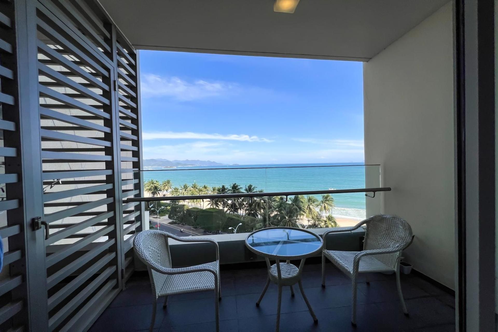 Studio with Sea View