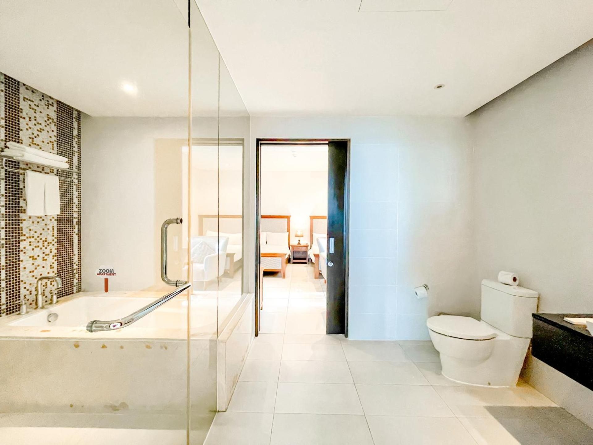 Two-Bedroom Deluxe Apartment with Ocean View