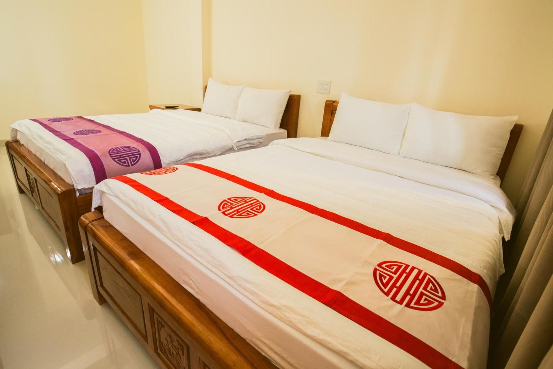 Standard Twin Bed