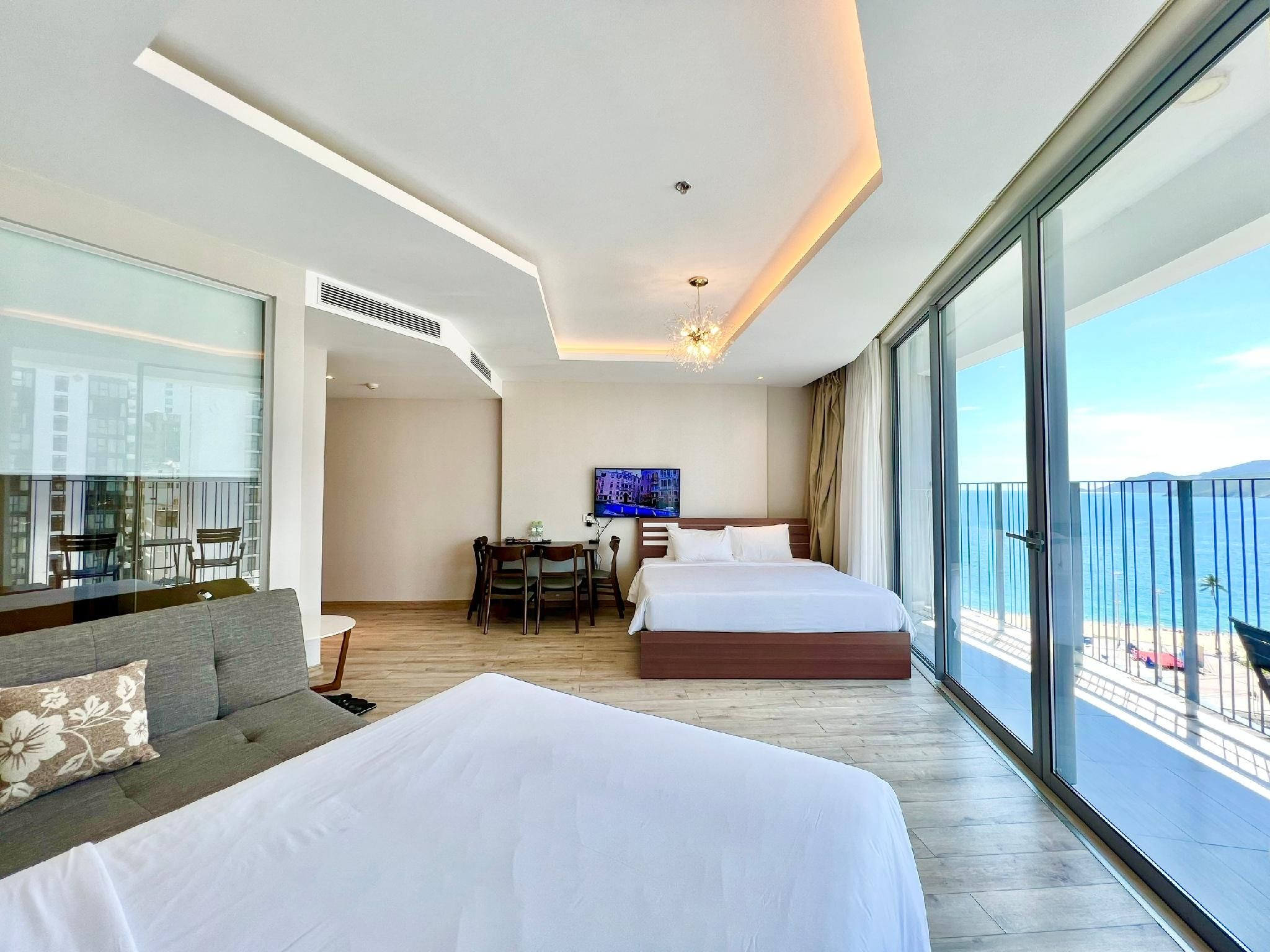 Executive Family Room