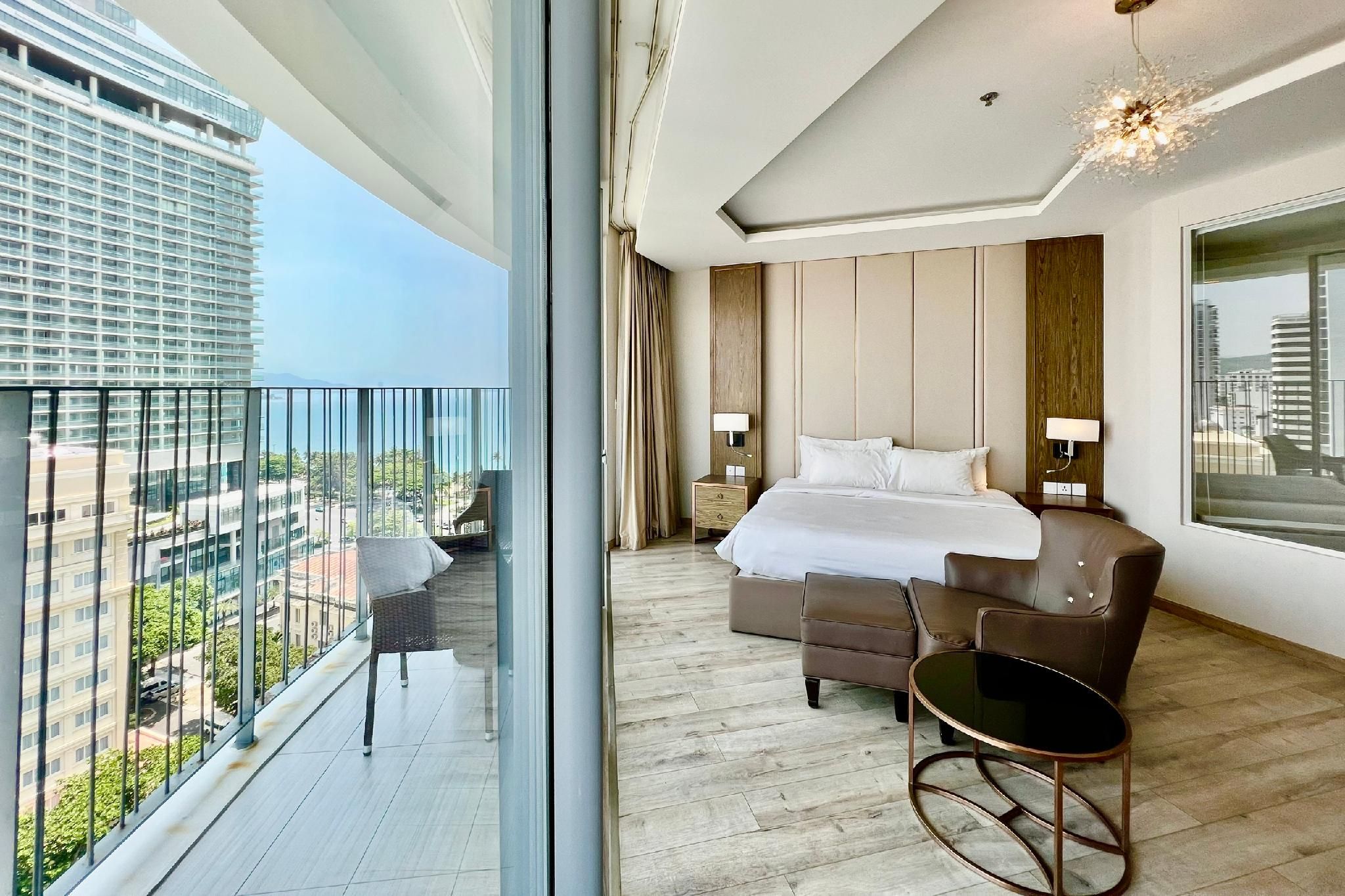 Executive Partial Ocean View